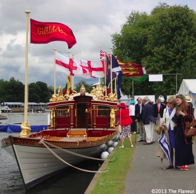 42 gloriana flaneur