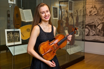 The Kristine Balanas and the Stradivarius Viola 4